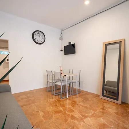 公寓 Loft Economico Cerca Del Centro 1 Domitorio Y Sofa Cama 4pax Ac 瓦伦西亚
