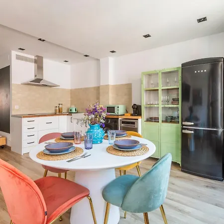 Luxury New 10 Min Walk To The Beach, Late Checkout * Valencia