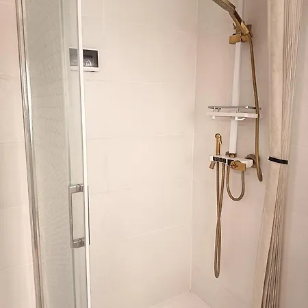 Romantic Trip Only One Close To Metro Sea Casa de hóspedes 4*