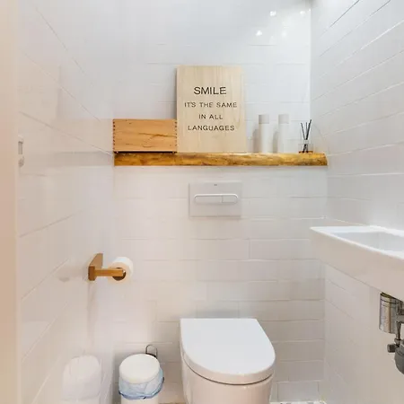 Cabalicious Flat-big Families Valenza