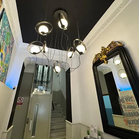 Singularstays Ca Iconic