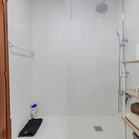 En El Cabanyal Enfrente De La Marina Real Apartamento Valência