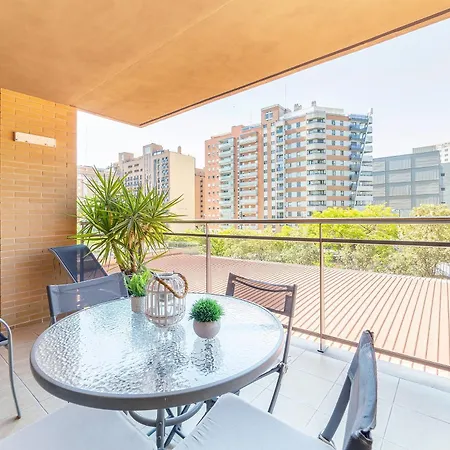 Apartamento En Av De Francia Y Cartes Y Ciencias