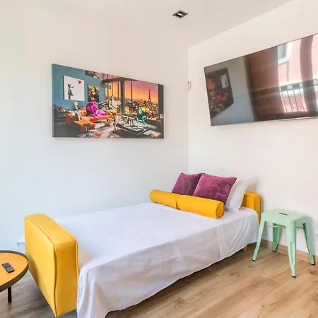 Luxury New 10 Min Walk To The Beach, Late Checkout