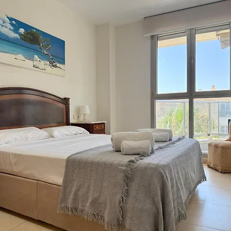 Reinapart Patacona Beachfront Seaview Apartamento *
