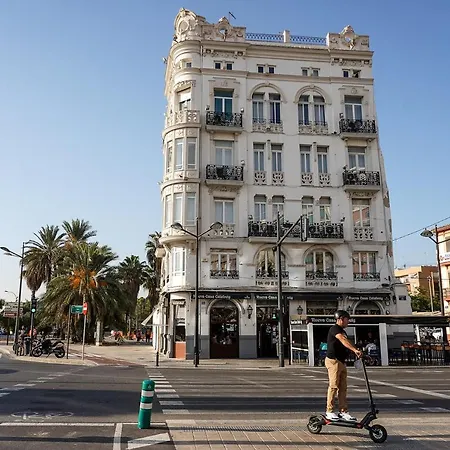 Апарт-отель Amazinn Places Casa Calabuig Atico Marina Real - No Ascensor- Валенсия