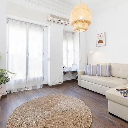 Travel Habitat Cabanyal Apartamento *