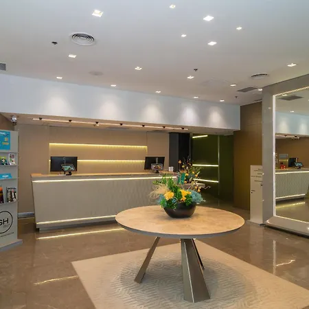 Sh Colon Hotel Valence