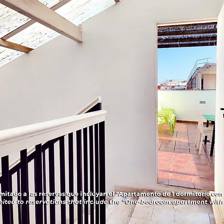 Flats Friends Torres Quart