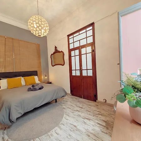 Portrait Boutique 招待所 *