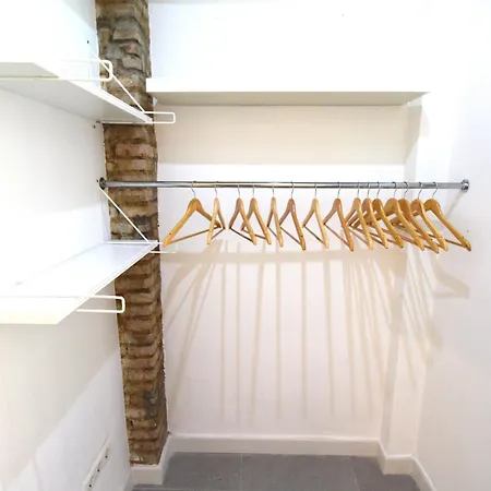 Piso En El Carmen Cerca Del Mercado