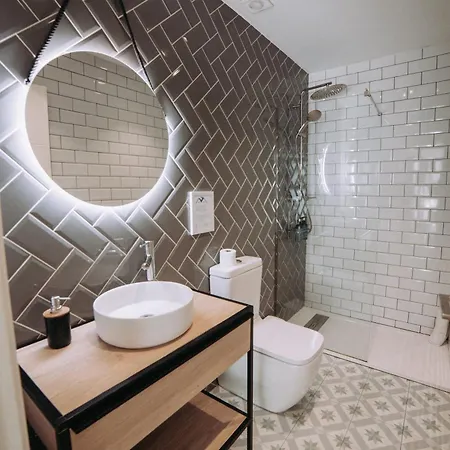 Appartamento Estelles D Close To Valenza