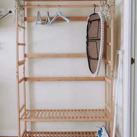 Estelles D Close To * Valenza