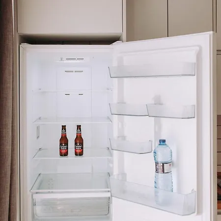 Estelles D Close To Appartamento Valenza