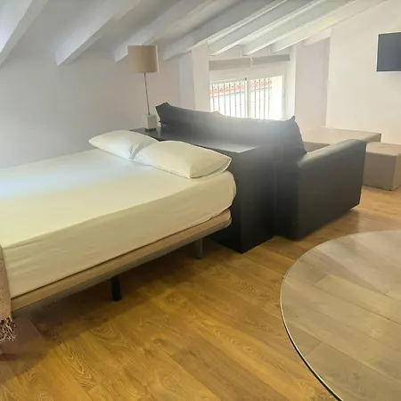 Bella Flats Valencia