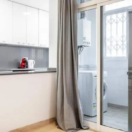 Apartament Centrico, 2 Habitaciones, Confort Ascensor,wifi Ac *