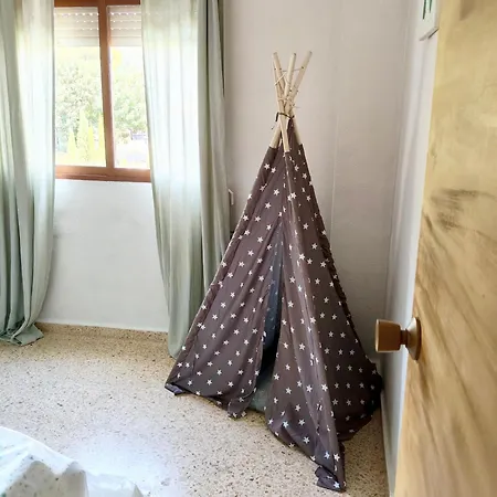 Montevistas Retreat- Cycling, Hiking, Relaxation, 25 Minutes Валенсия