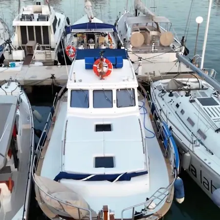 Xanquete Botel *