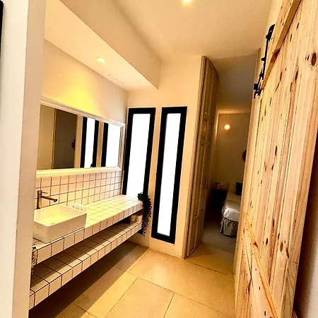 Travel Habitat Playa Del Cabanyal