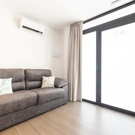 Deluxe - I * Valencia