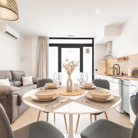 Deluxe - I * Valencia