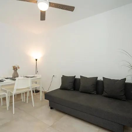 Apartamento Ciudad De Ciencias Con Terraza Valência