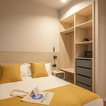 Dorm4you Arena 2 Apart Otel 4*