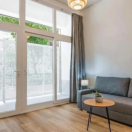 Luxury Sciences B Apartament