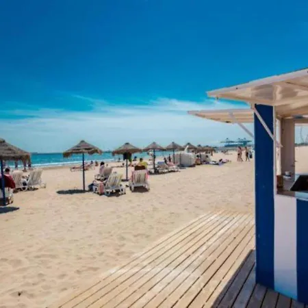 Exclusivo A 5 Minutos De La Playa 아파트 *