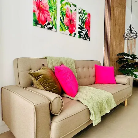 Planas 3 Designer Aparment With Terraza In Ruzafa Soho *