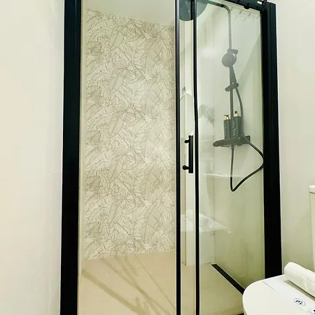 Planas 3 Designer Aparment With Terraza In Ruzafa Soho Appartamento