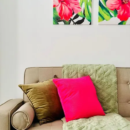 Planas 3 Designer Aparment With Terraza In Ruzafa Soho *