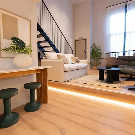 Of Arts Flats By Rent Me Apartmán