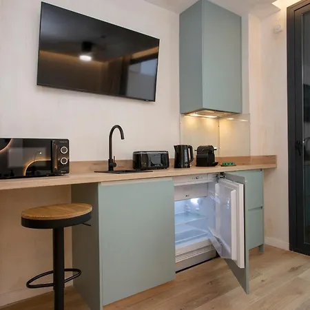 Nomad Haux Mestalla Casa de hóspedes 3*