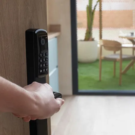 Pensjonat Nomad Haux Mestalla