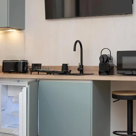 Nomad Haux Mestalla Casa de hóspedes 3*