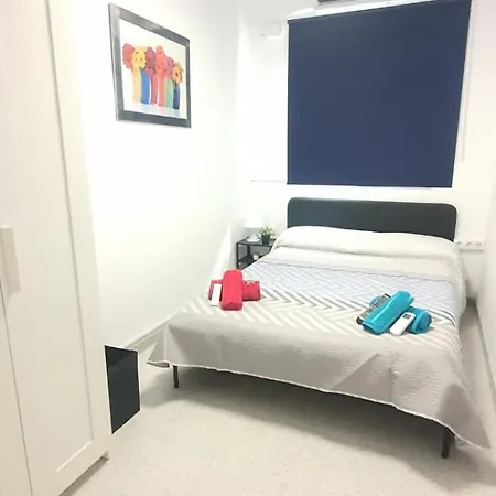 Céntricas Y Tranquilas En Vivienda Compartida Alloggio in famiglia Valenza