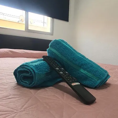 Centricas, Tranquilas Y Acogedoras De Matrimonio En Vivienda Compartida *