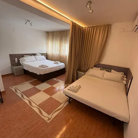 Con Cocina Y Bano Privado De Temporada Vacaciones Largas Long Desde 11 Noches Апартаменты Валенсия