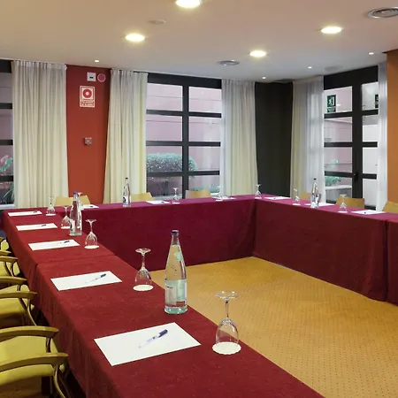 Szálloda Express Ciudad De Ciencias By Ihg 3*