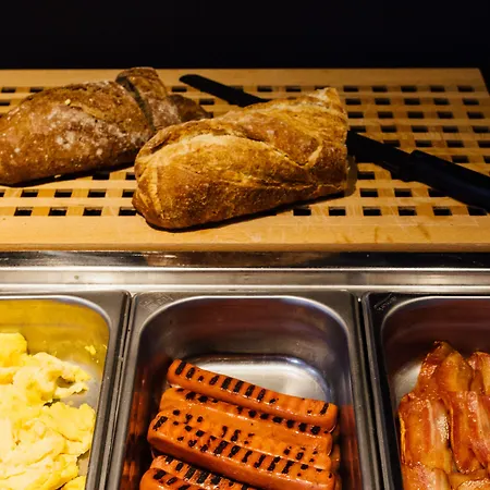 マルカム ＆ バレット ホテル 3*