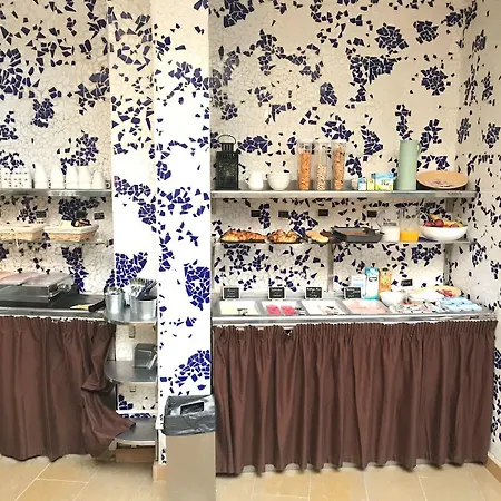 & Co. J. Botanico Boutique מלון ולנסיה