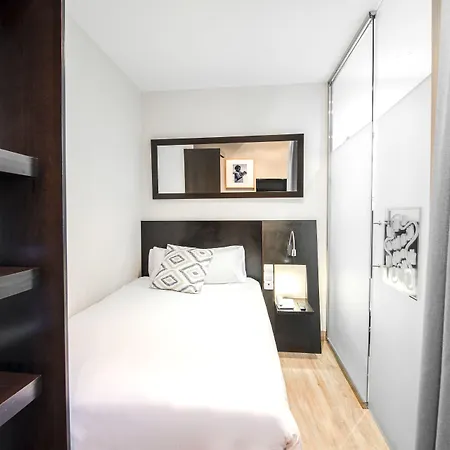 Petit Palace Plaza De La Reina فالنسيا