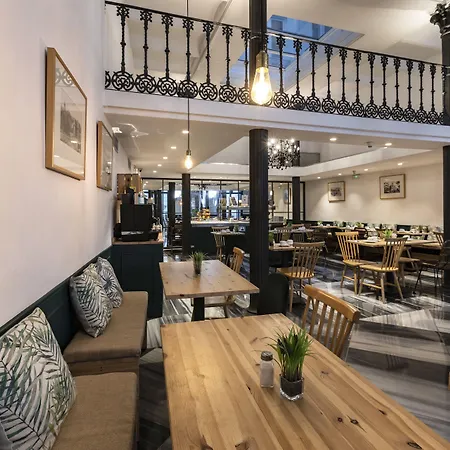 Petit Palace Plaza De La Reina Hotel Valenza