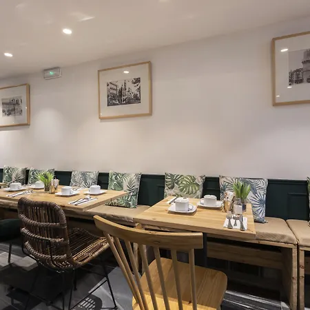 Petit Palace Plaza De La Reina Valence