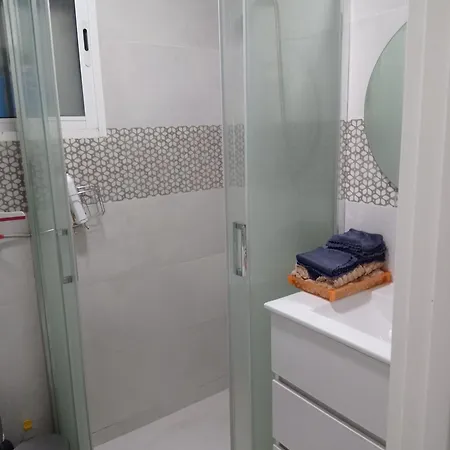 לינה וארוחת בוקר 1 En Piso Compartido Familiar-valencia Centro