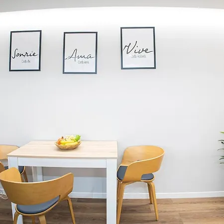 Quarto em Acomodações Particulares Office Habitación De Lujo 2 Personas *