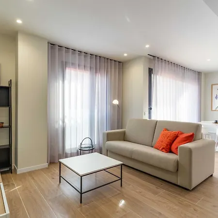Brand New And Stylish 1 Bdr By Invalencia