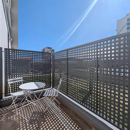 Port Corporate Living *