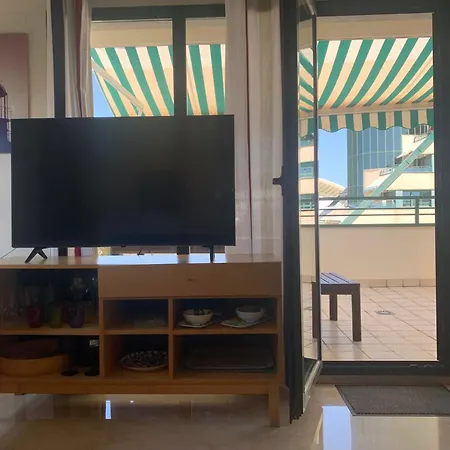 Atico Ciudad De Ciencias Terraza Y Parking Apartamento